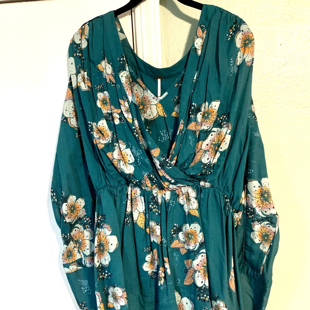 FREE PEOPLE TUSCAN DREAMS PRINTED TUNIC IN BLUE